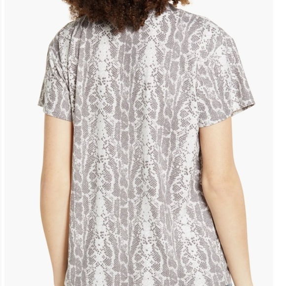 Socialite Crewneck T-Shirt - Grey and White Snake Print - Size Large - Picture 4 of 8